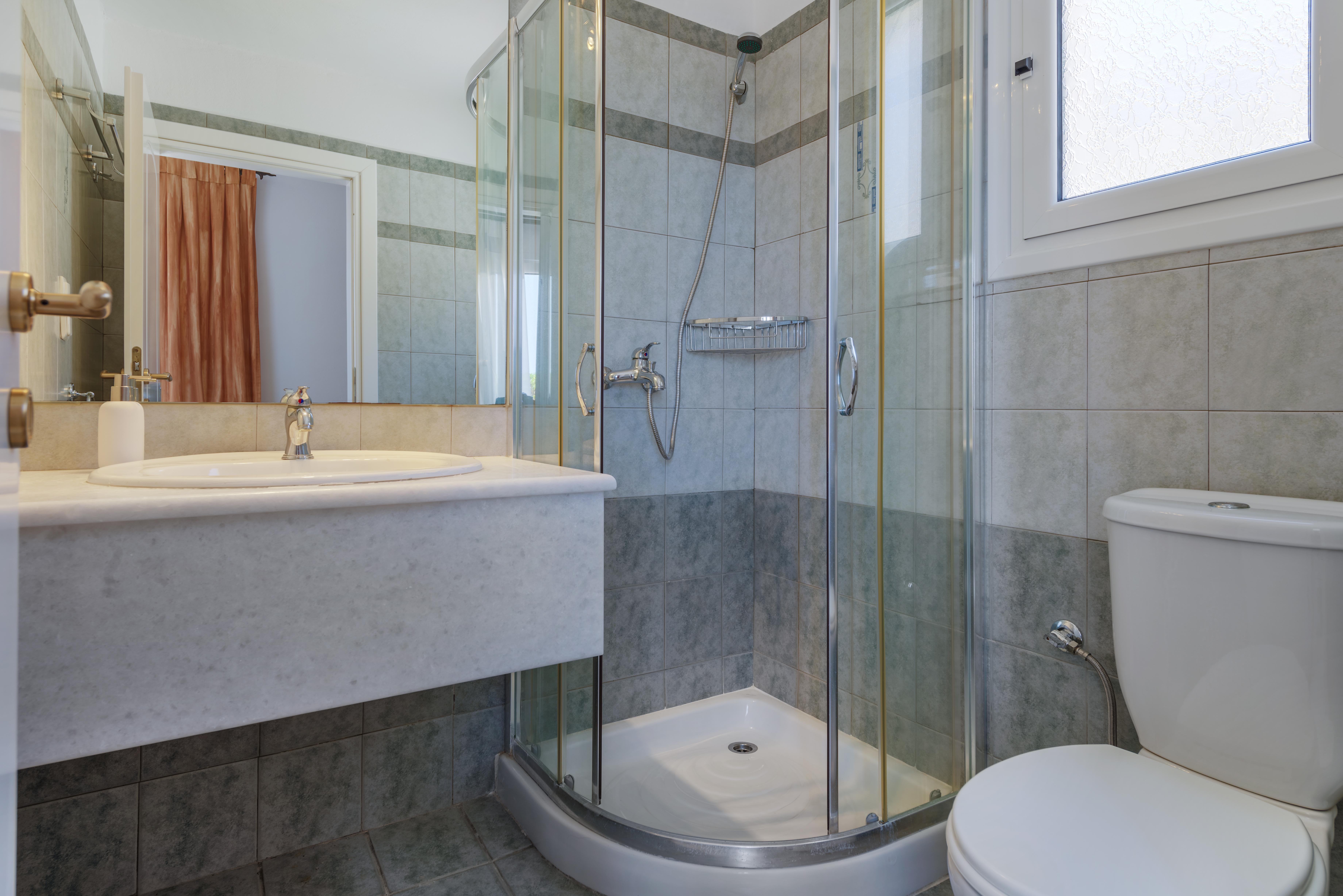 Sunrise Beach Suites Азолимнос Екстериор снимка