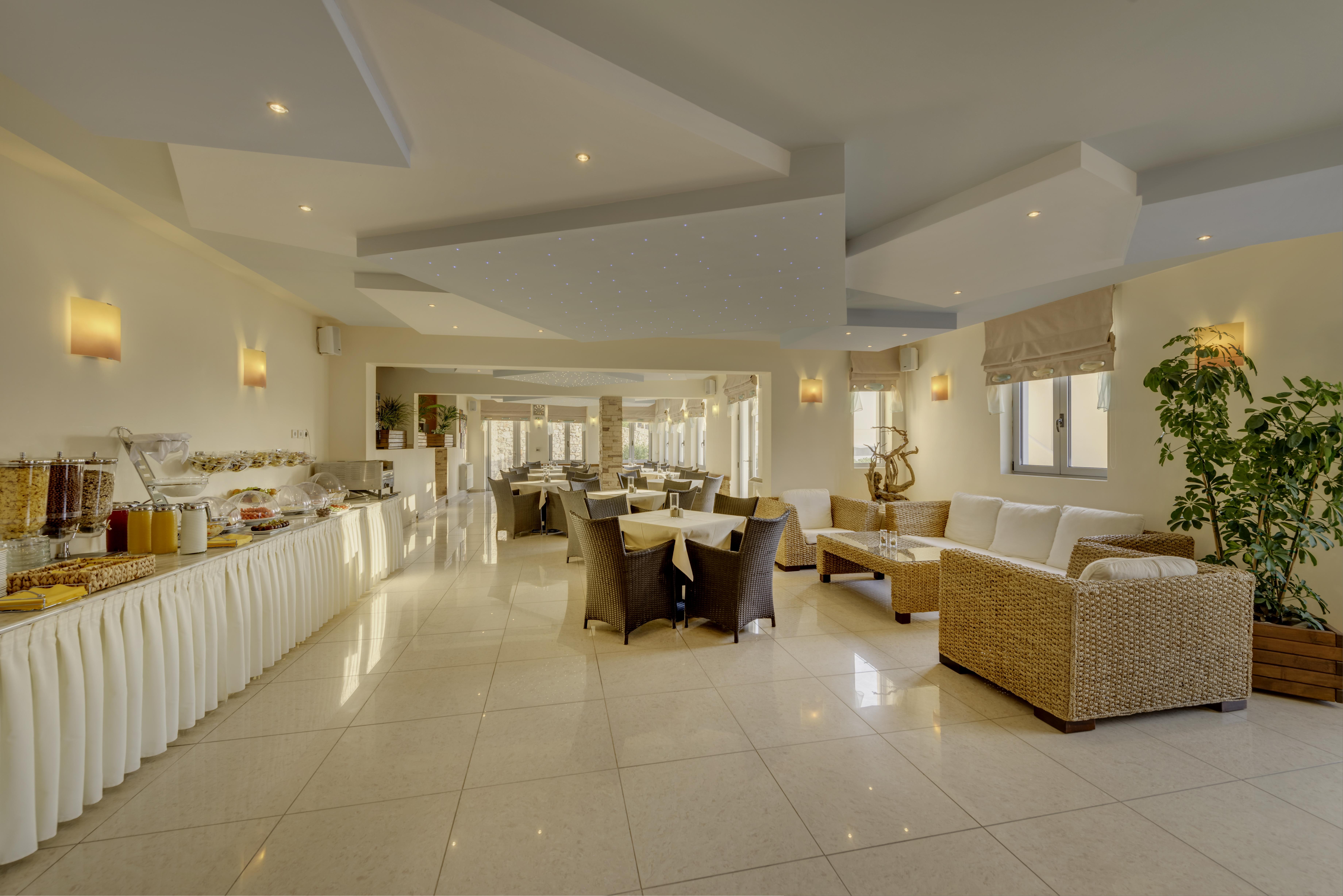 Sunrise Beach Suites Азолимнос Екстериор снимка